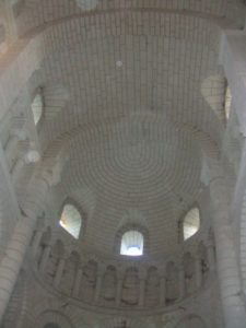 L'abside de la collégiale