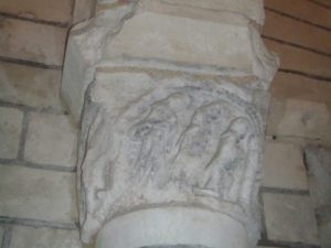 Chapiteau des pèlerins marchant